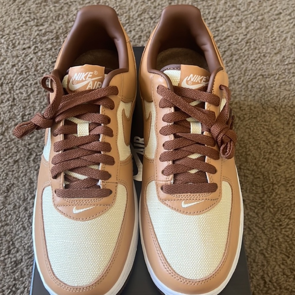 Nike Air Force 1